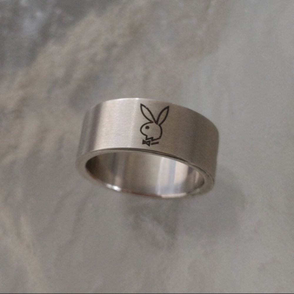Mens Playboy Ring Bunny Logo Stainless Steel Wide Band Size 9.5 Men's Authentic - Picture 12 of 12